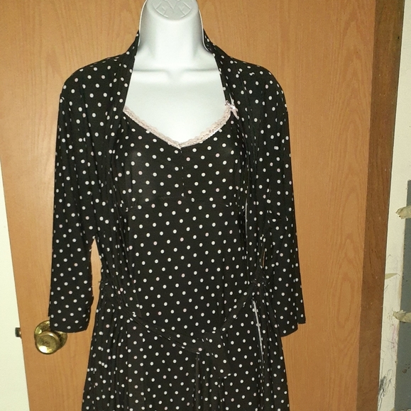 Women sleepwear - Picture 1 of 1